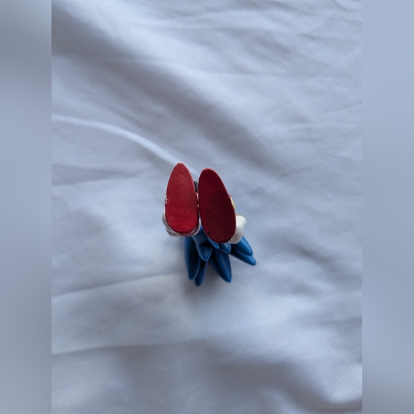 Pre-owned Sonic The Hedgehog Figurine - About 2.25 Inches‎ Tall - Picture 5 of 6